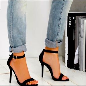 Lulus Elsi Black leather heels